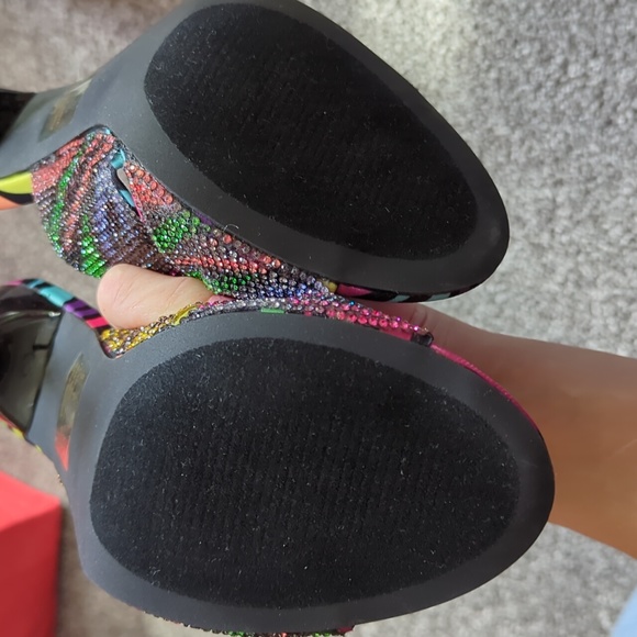 Cape Robbin Darian Knotted Slip On Size 6 Multi color rhinestone NEW - Picture 4 of 8